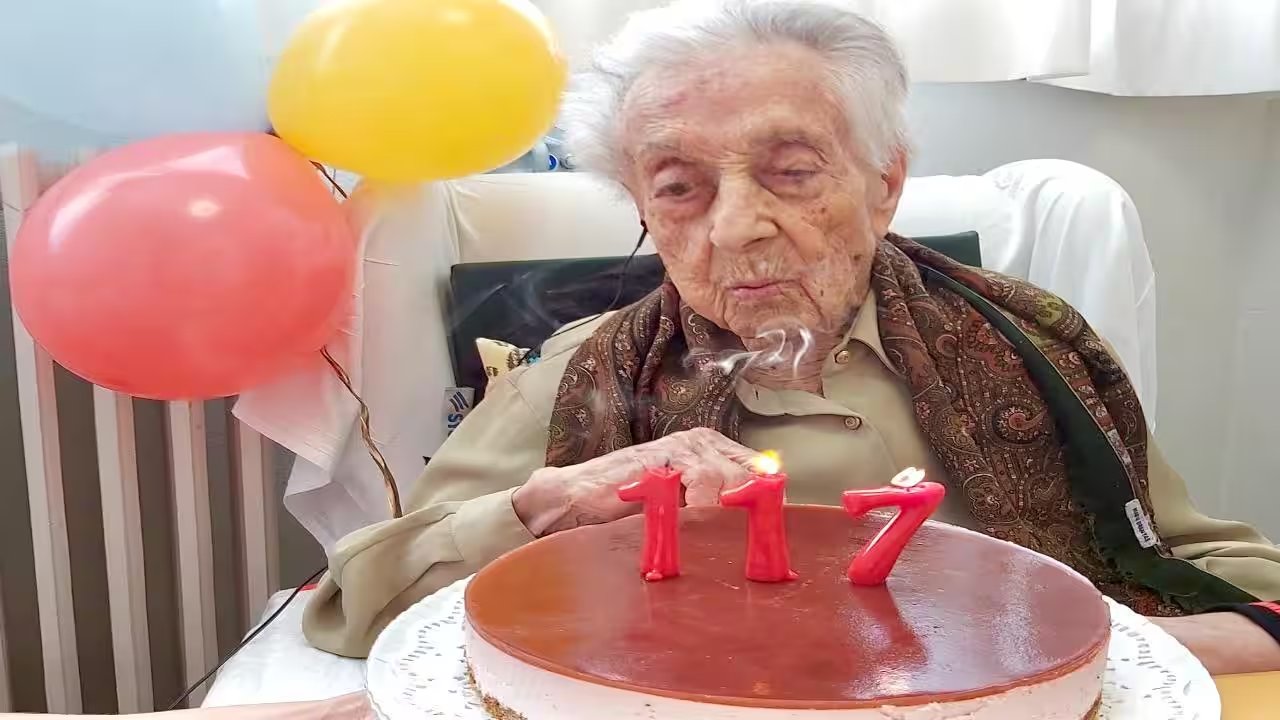 María Branyas Morera's 23-Year Younger Epigenetic Age: Unlocking Youthful Skin