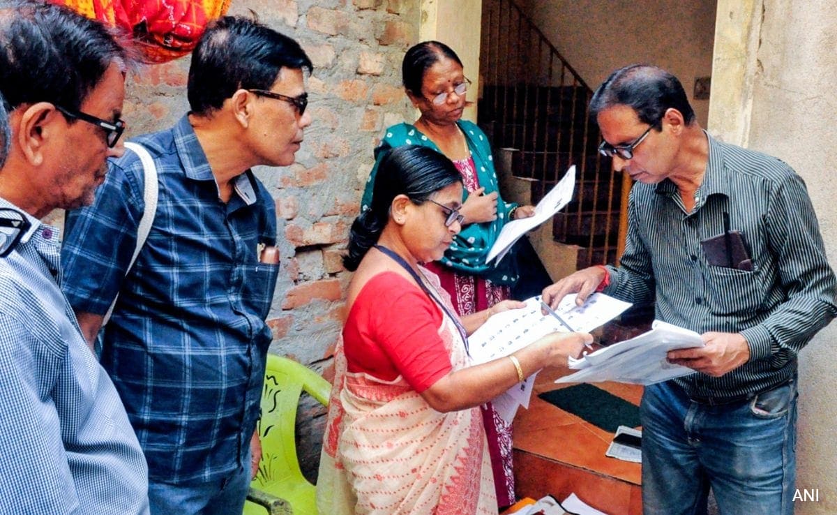 Election Commission Directs Bengal BLOs to Revisit Deleted Voter Homes