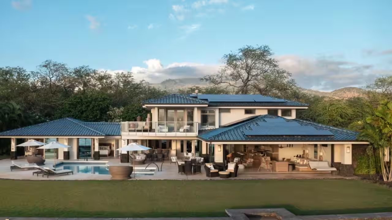 Maui Estate Nets $18.5 Million After $6.35 Million Price Cut