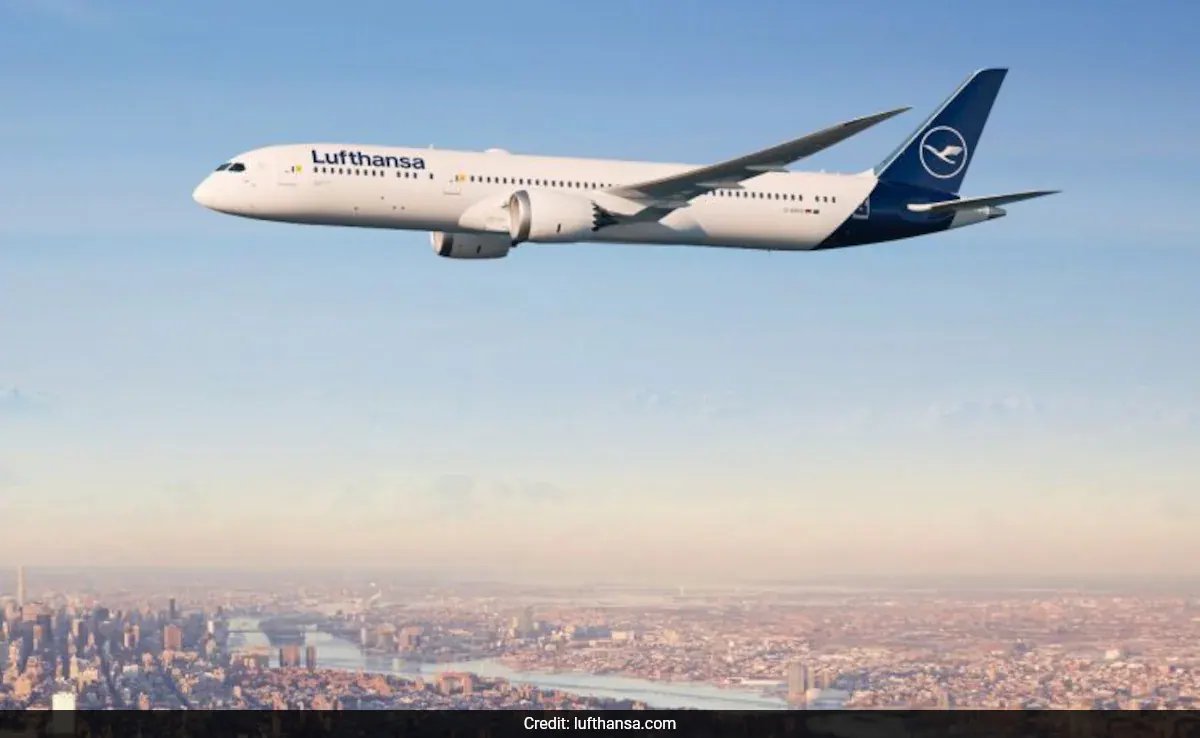 Lufthansa Diverts Frankfurt-Lisbon Jet To Lyon After Passenger Powerbank Ignites