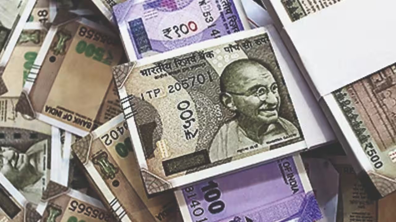 Rupee Hits 6-Week High at 94.38 vs. Dollar on Jio IPO Inflows