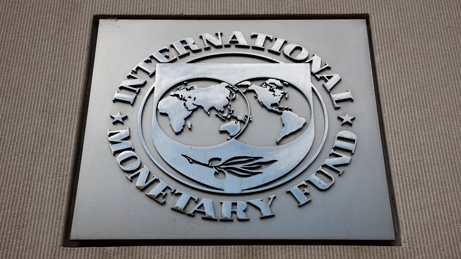 India Inflation 5% – RBI Holds Rates as Oil Price Climbs to $95