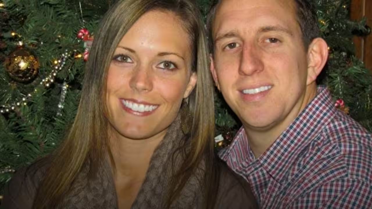 Kentucky Couple Builds $141 Million Pink Lily from $300 eBay Start