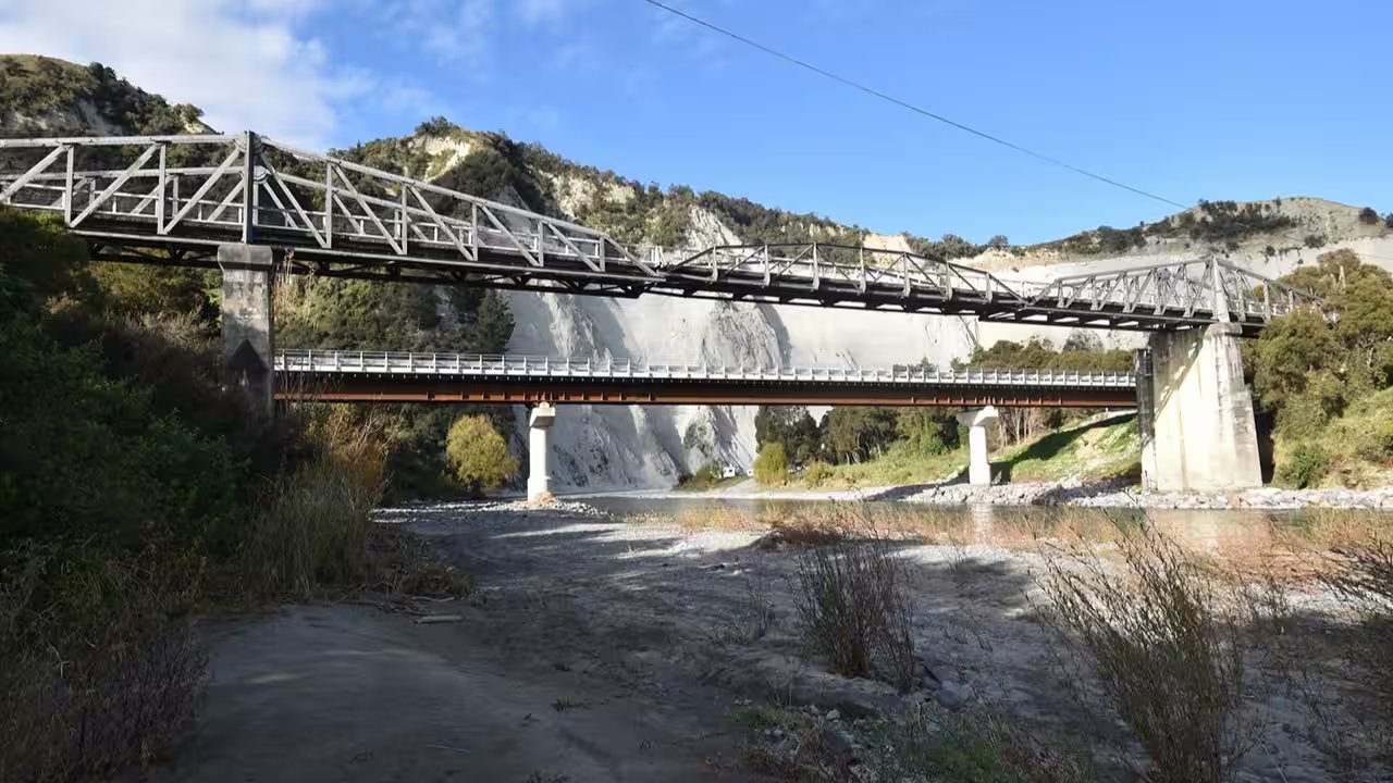 New Zealand Saves 1904 Mangaweka Bridge After Structural Failure, Reopens for Cyclists