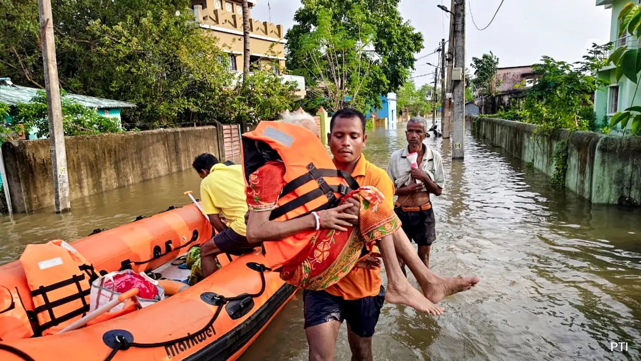 Odisha Mobilises 225 Rescue Teams as Cyclone Arnab Threatens Andhra Coast on Oct 28
