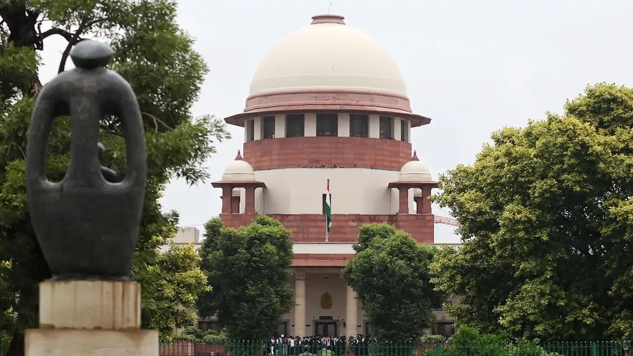 Supreme Court Dismisses Media Hype Over Government Apology in Delhi Metro Contempt Case