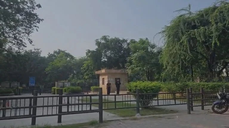 17‑Year‑Old Delhi Teen Arrests Three Men Who Raped Her in Aastha Kunj Park