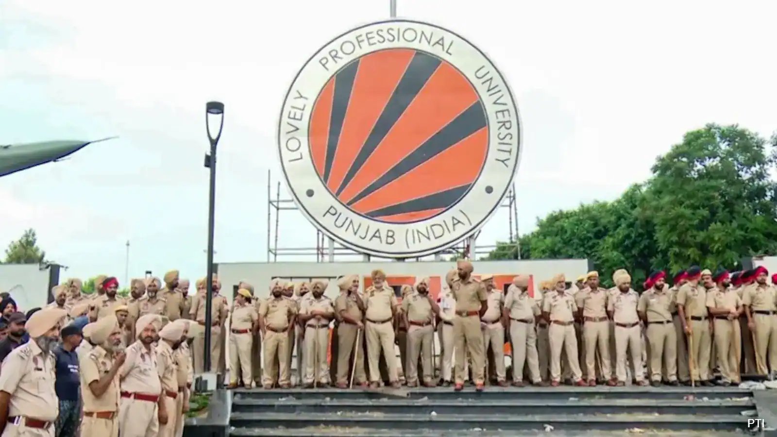 Akali Dal, BJP, Congress Blast Mann Government Over LPU Violence, Highway Blockade