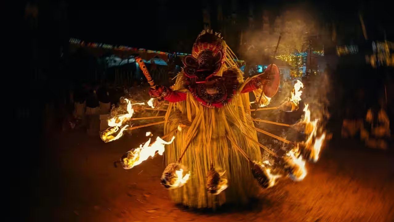Turmeric and Rice Flour Glow Mask: A Natural Skin Ritual Inspired by Kerala's Theyyam