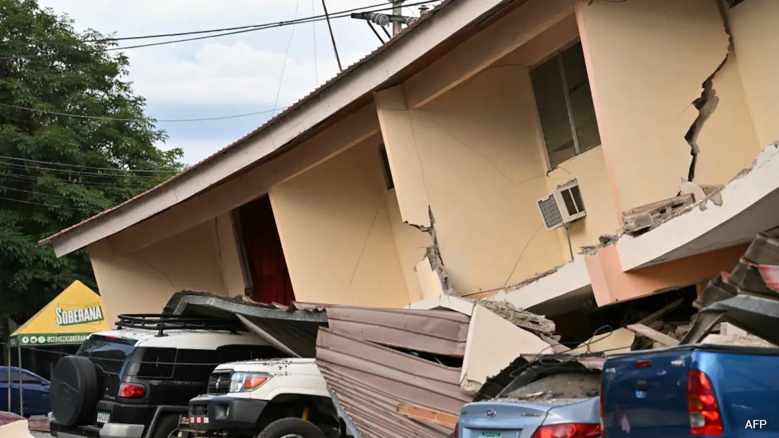 Panama Declares State of Emergency After 7.7 Quake Collapses Buildings