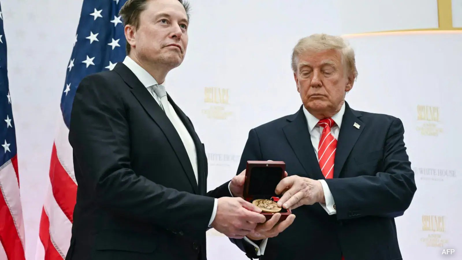 Trump Awards Elon Musk National Medal of Science in Washington on May 30