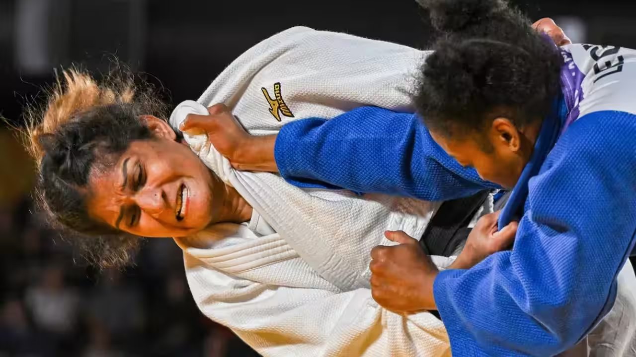 Suchika Tariyal Wins Bronze, India Earns First MMA Medal at Asian Games