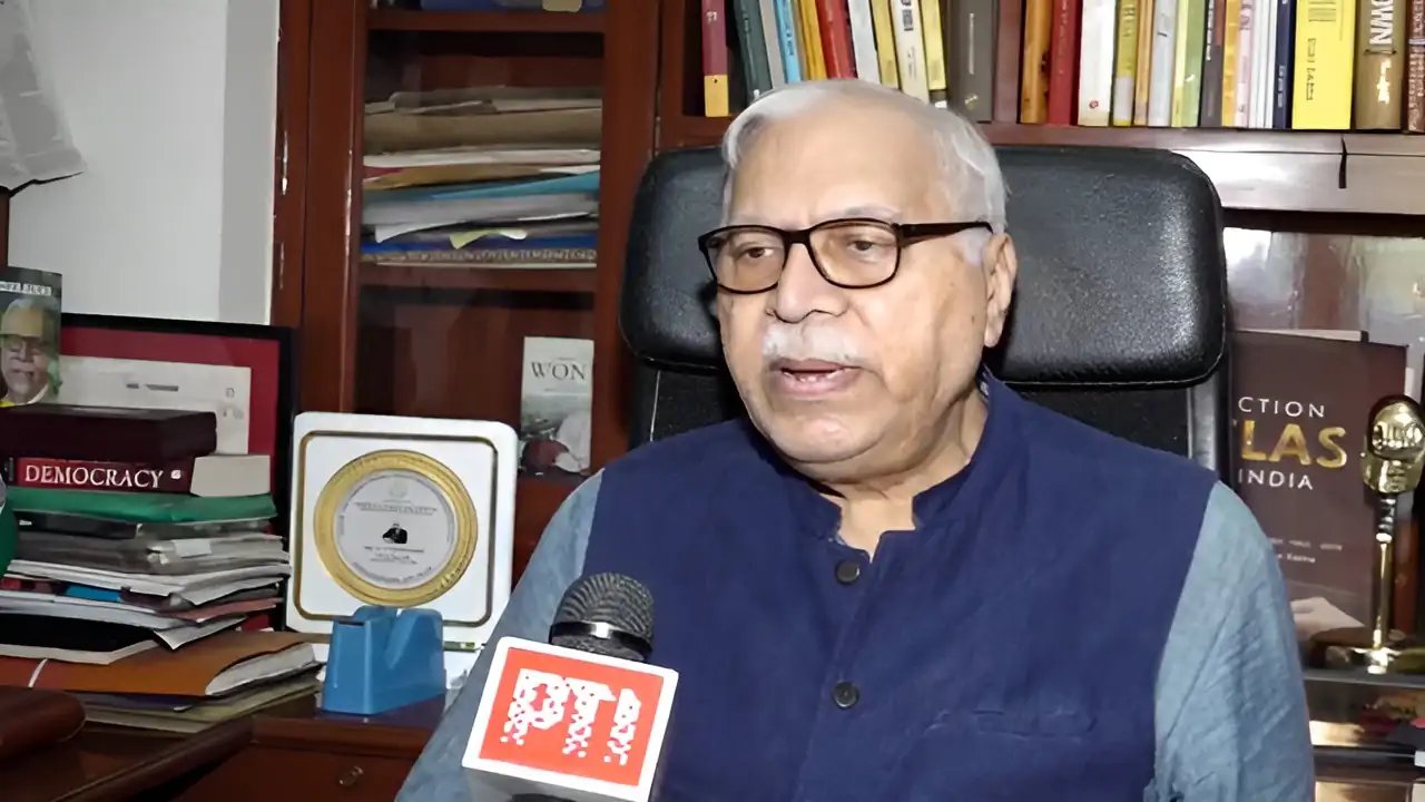 Ex-CEC S.Y. Quraishi Calls SIR Form 6 Usage A 'Criminal Offense' With 1-Year Jail Term