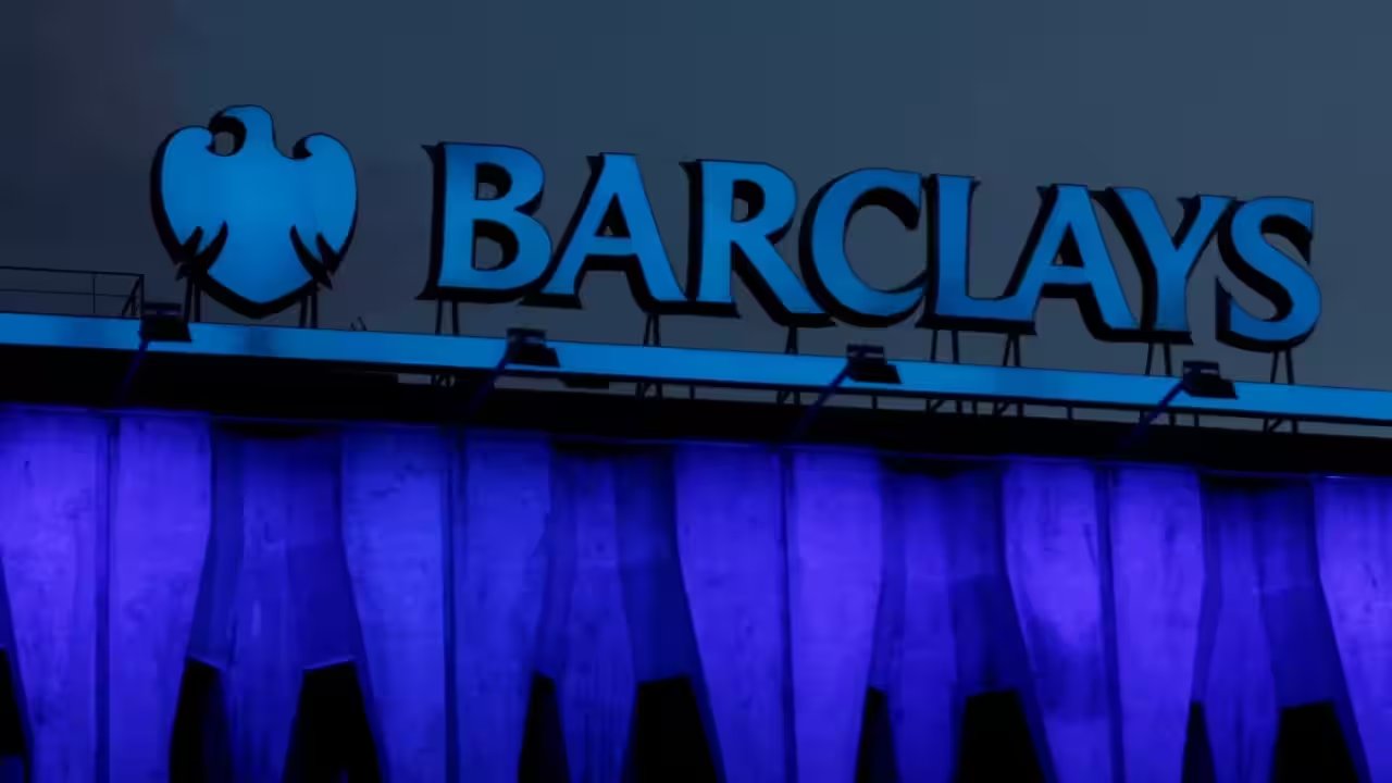 Barclays to Cut 5,000 Jobs by End-2026 as AI Reshapes Bank Operations