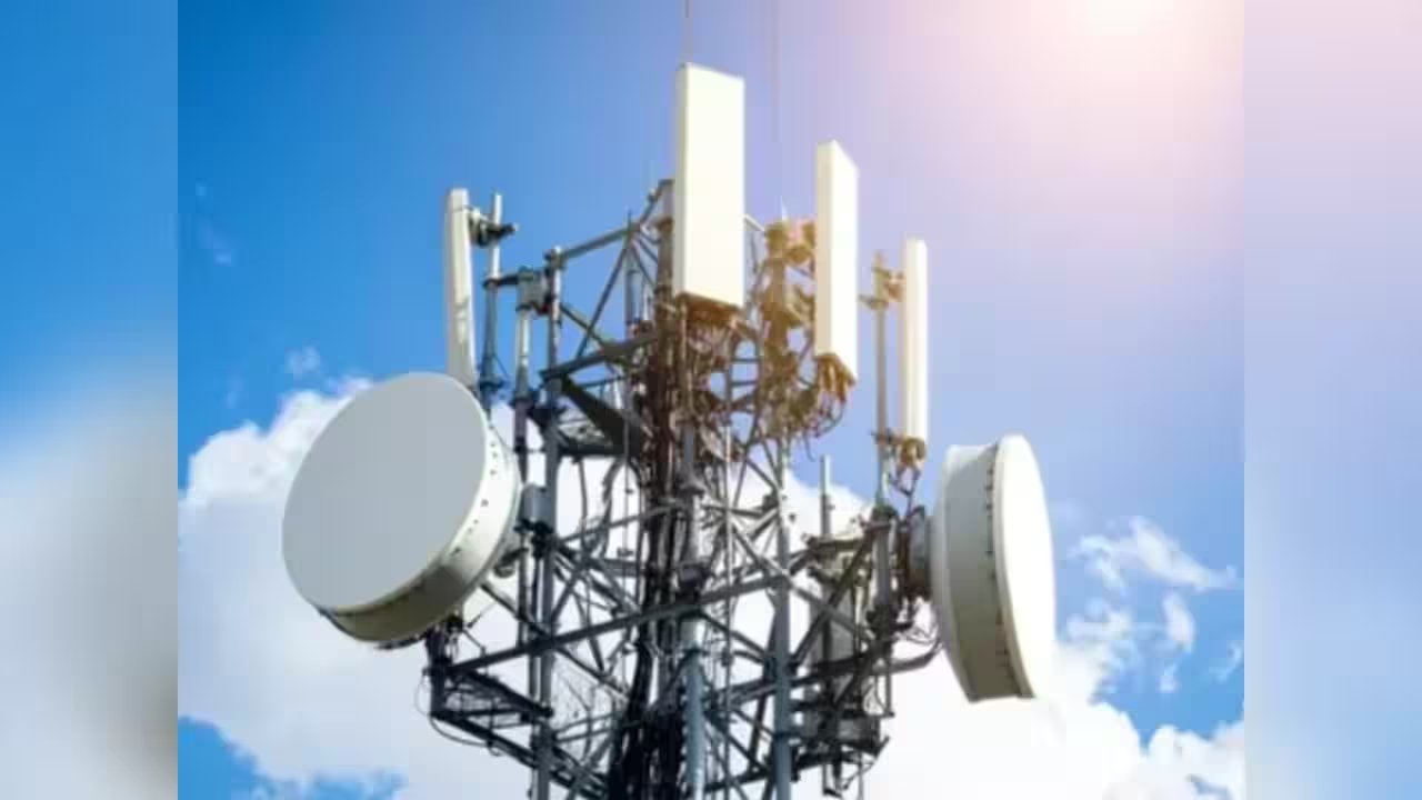 Indian Ministry of Communications Dissolves Digital Communications Commission, September 2026